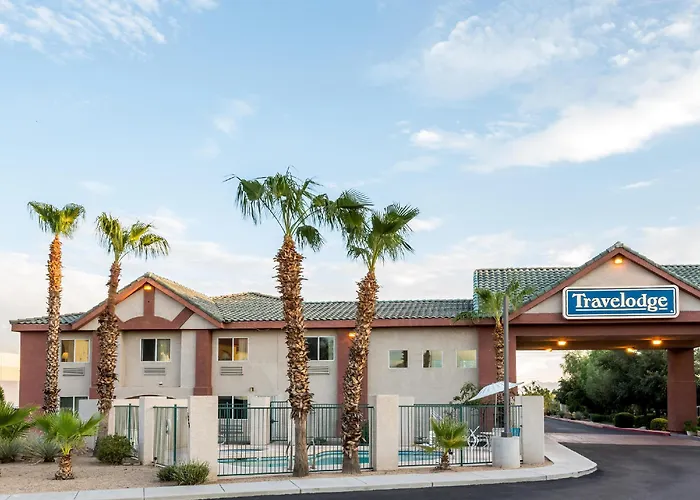 Days By Wyndham West Phoenix