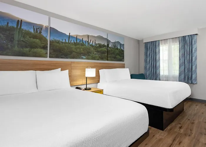 Hotel Days By Wyndham West 2*